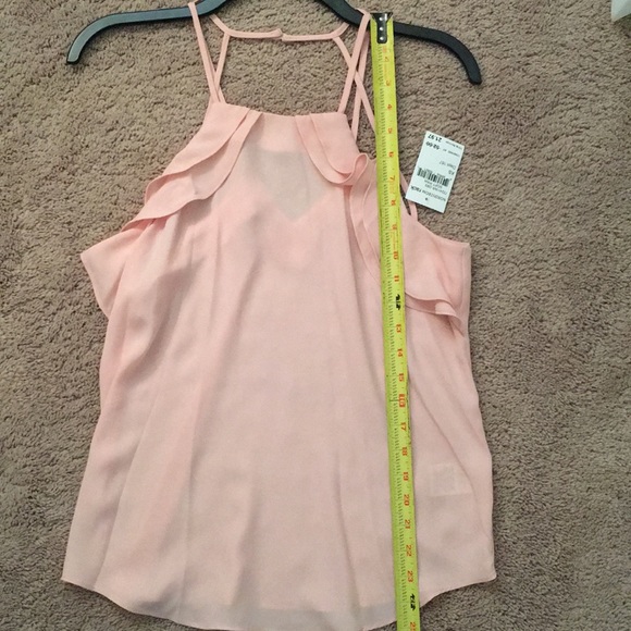 Pink ruffle top - Picture 5 of 7